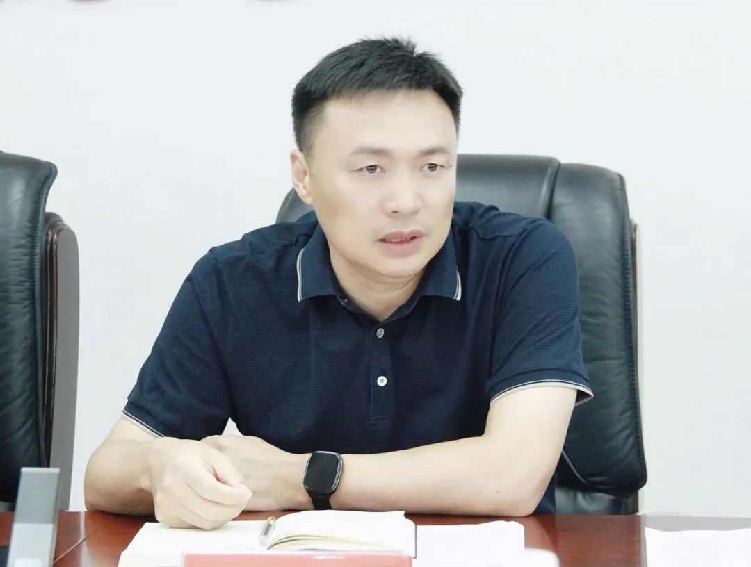 董勇.jpg